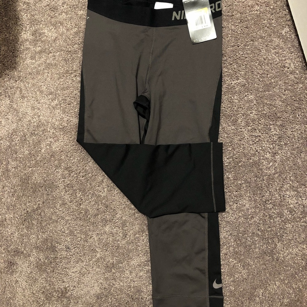 Nike Pro crop leggings